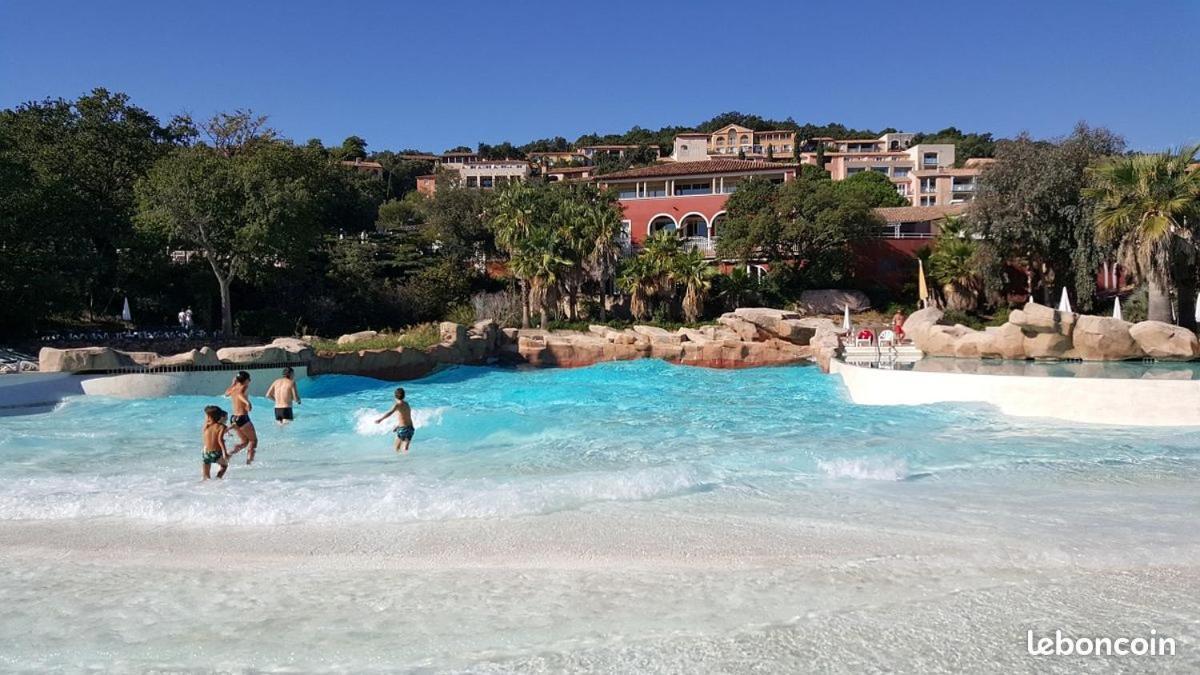 Les Restanques vue mer 5 pers Glycine 2067 Grimaud Eksteriør bilde